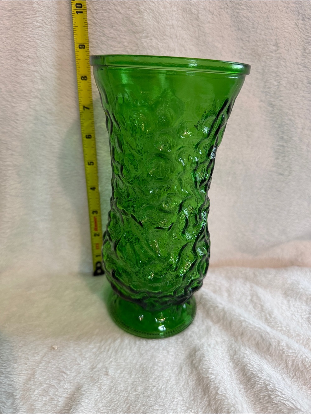 Vintage Emerald Green Crinkle Glass Vase by Hoosier Glass Company